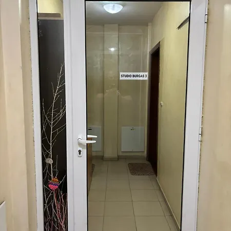 студио 3 Lejlighed *