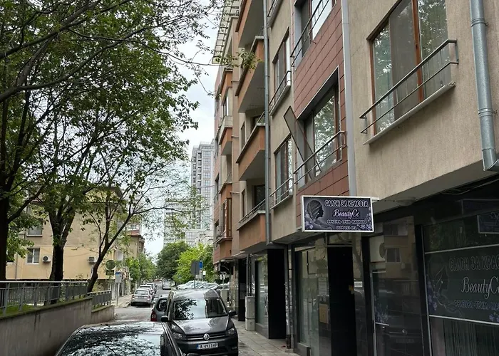 студио 3 アパート