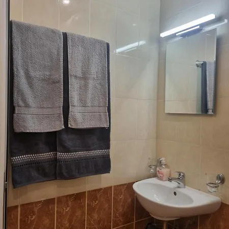 студио 3 *