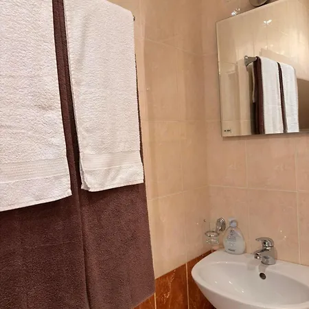 студио 3 * Μπουργκάς